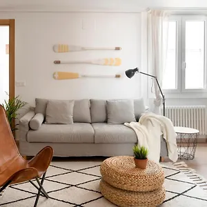Premium Location! Gran Via & Free Parking , Bilbao Spanje
